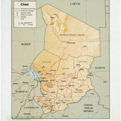 Mapa físico y político de Chad (1982)