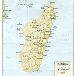 Mapa físico y político de Madagascar (1981)