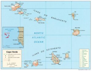 Physical and political map of Cape Verde (2004)