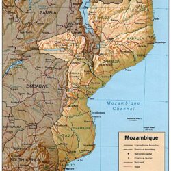 Mapa físico y político de Mozambique (1995)