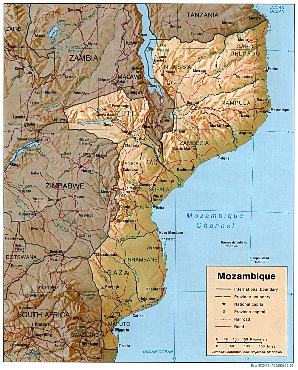 Mapa físico y político de Mozambique (1995)