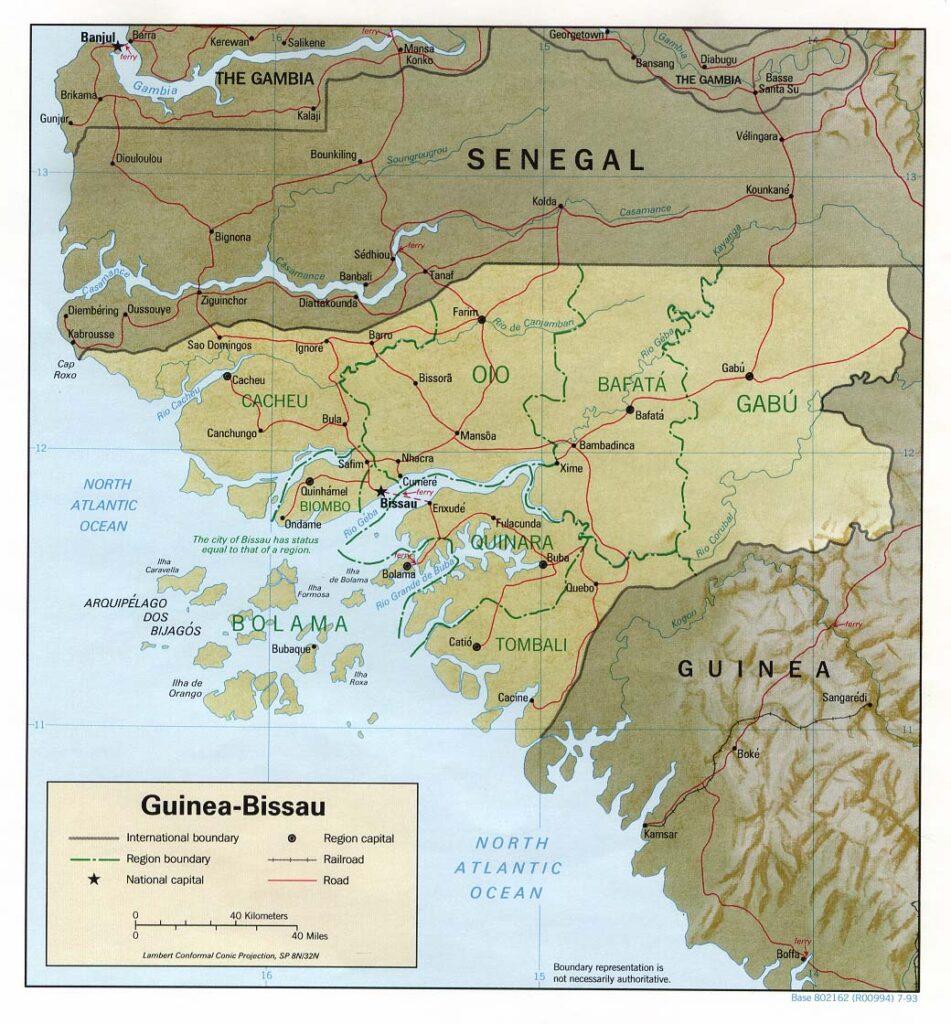 Mapa físico y político de Guinea-Bisáu (1993)